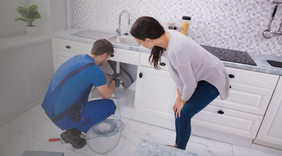 Local tankless water heater installation in Manito, IL